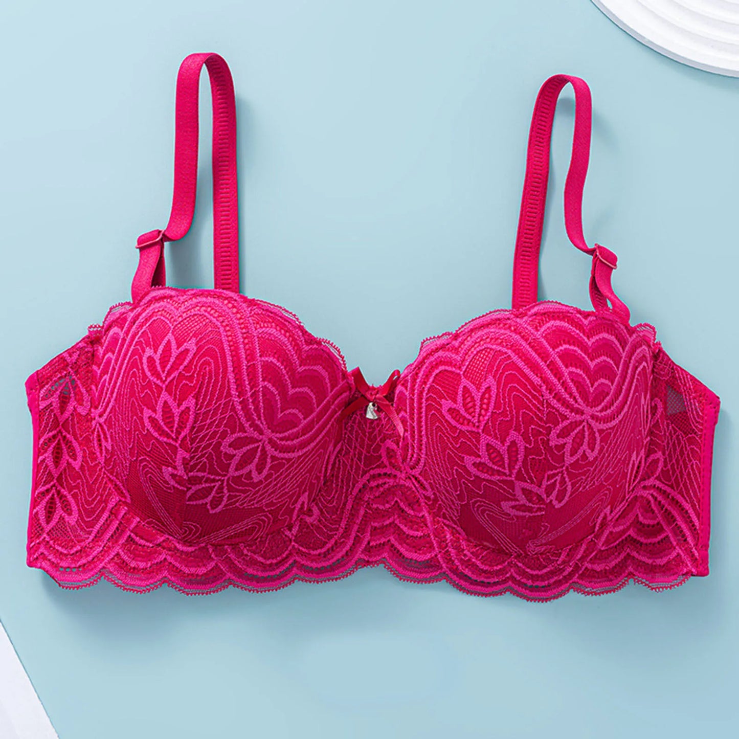 Women's Sexy Lace Underwire Bra, Floral Push-Up, Thin Half Cup, Gathered Brassiere for Everyday Wear.