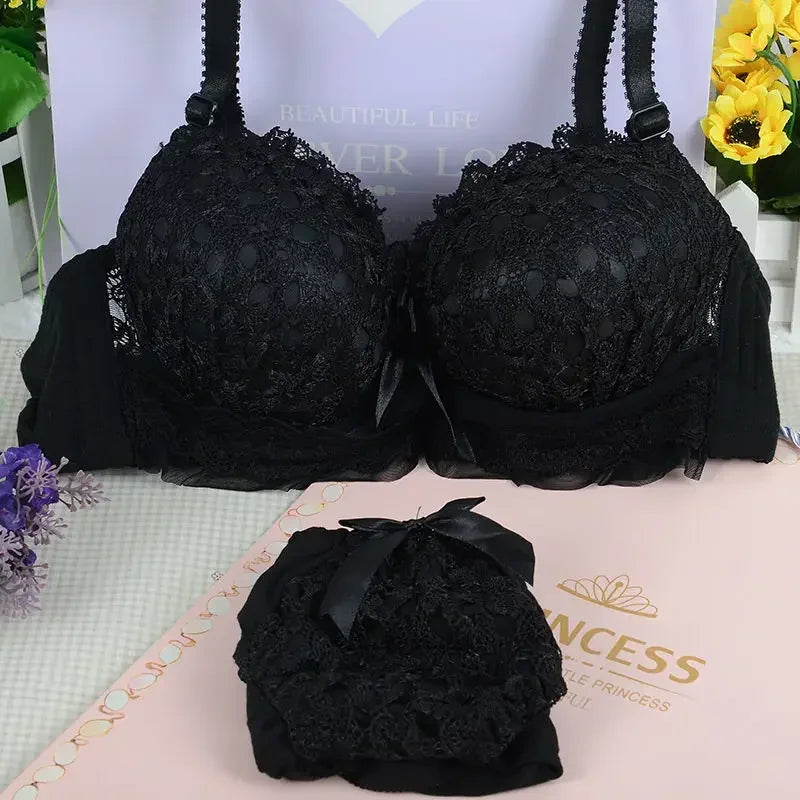 2PCS Women Bra Set – Sexy Pink Bralette & Underpants, Fashionable Lingerie Set for Ladies.