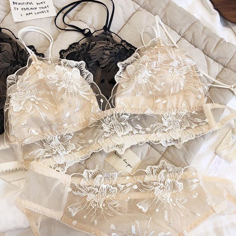 French Lace Embroidery Bra Set – Sexy, Ultra-Thin, Wire-Free Triangle Cup Bralette!