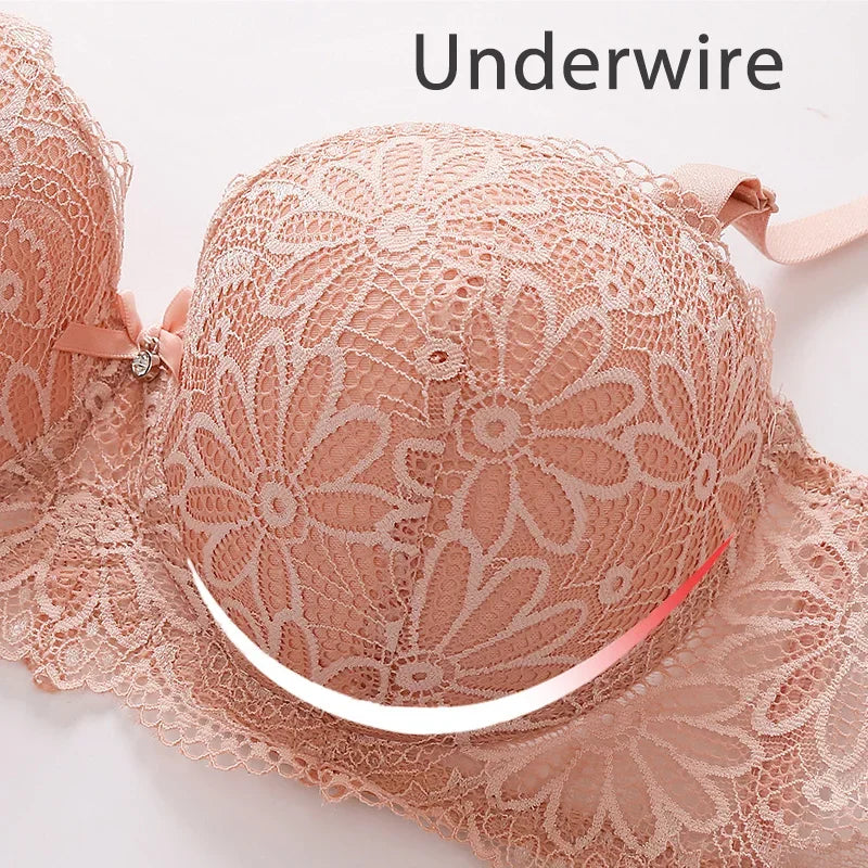 Sexy lace push-up half cup bra with underwire, breathable floral design, and big cup support for elegant gathering.