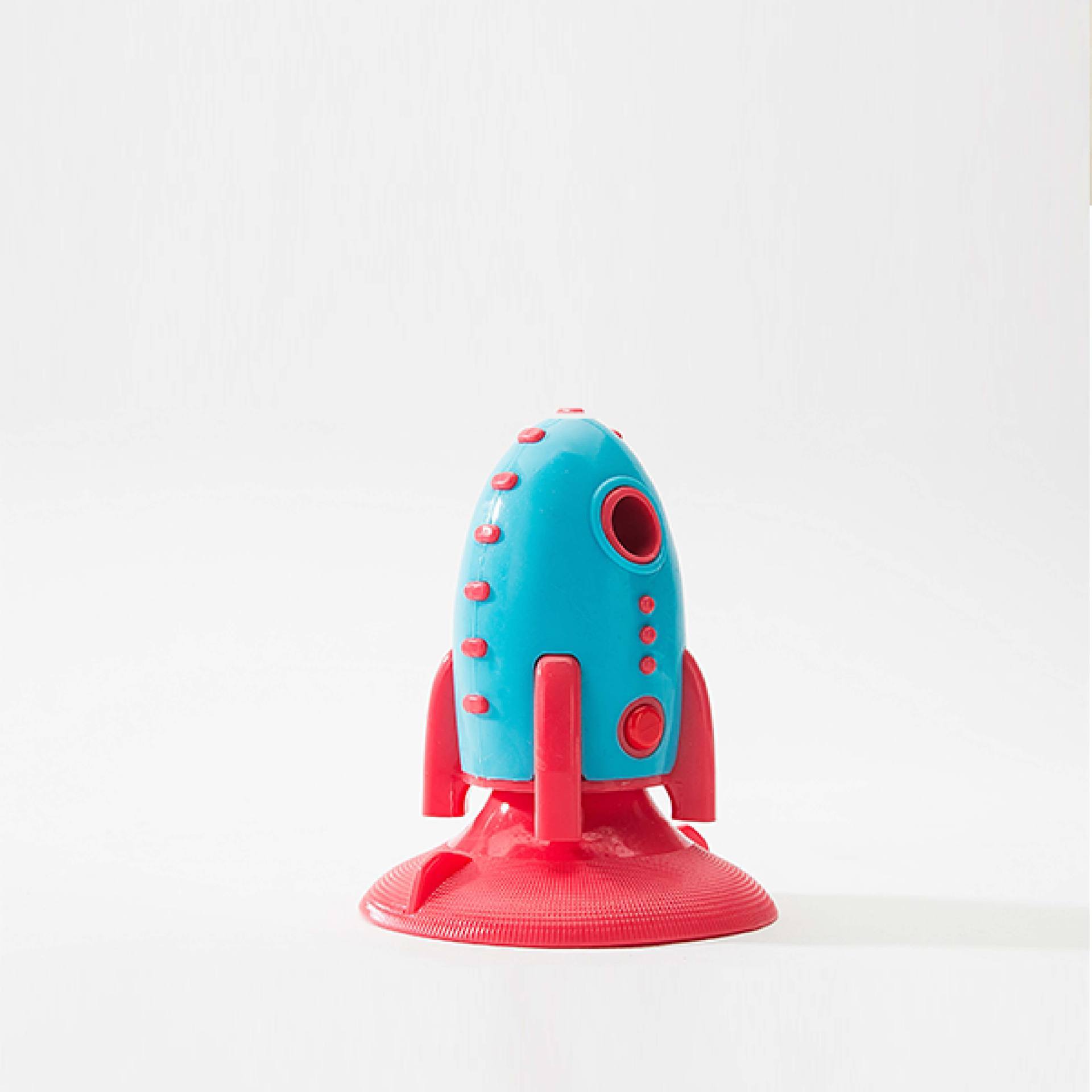 Rocket-Shaped Dog Toy – Bite-Resistant & Treat Dispensing - Dailyy shoplio