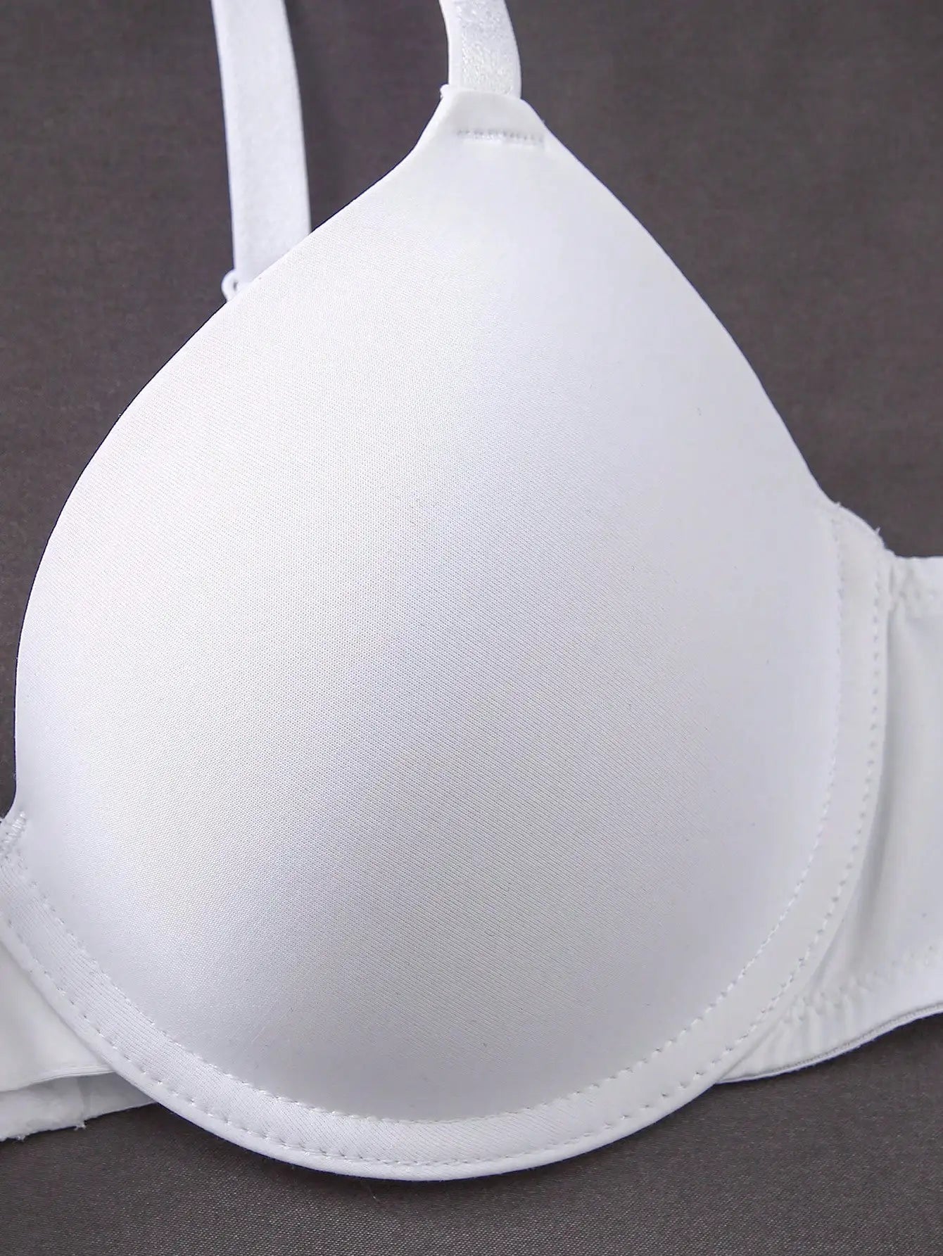 4-piece multi-color women's lingerie set, smooth, soft steel ring, comfortable push-up, versatile bra.