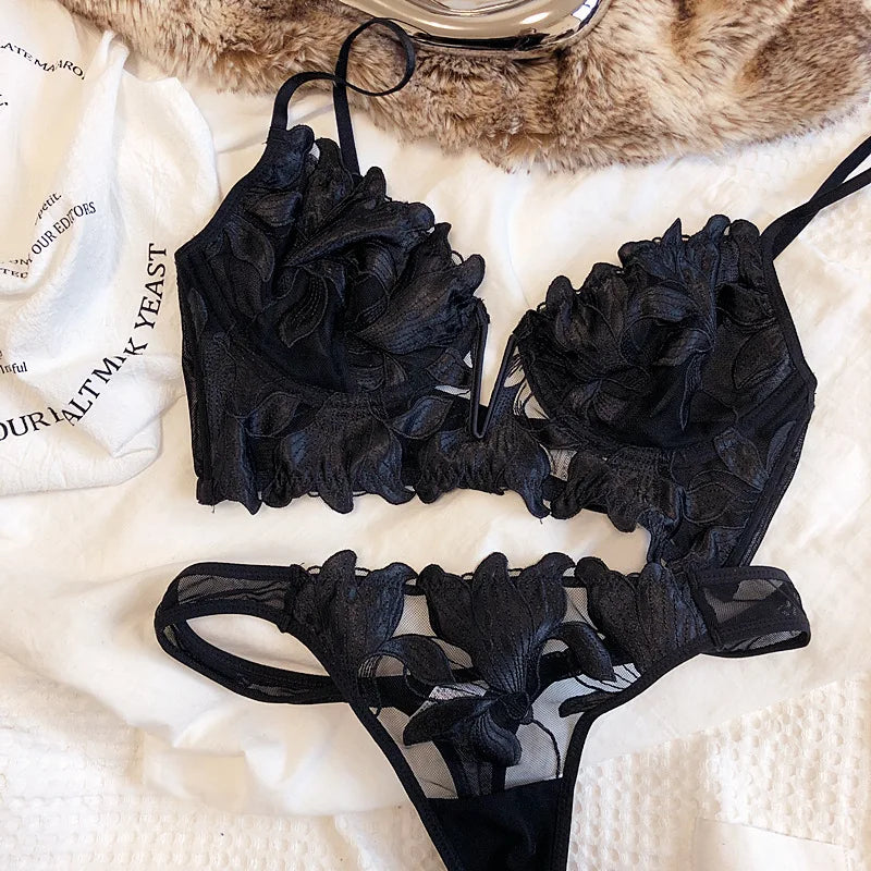 Sexy Lace Underwear Set – Ultra-Thin, Embroidered Bra & Panty, Deep-V Bralette!