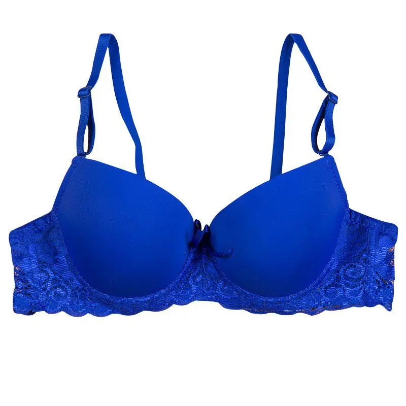 Women's seamless 3/4 cup push-up bra with adjustable support, underwire