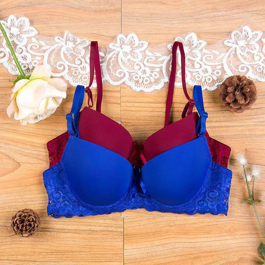 Women's seamless 3/4 cup push-up bra with adjustable support, underwire