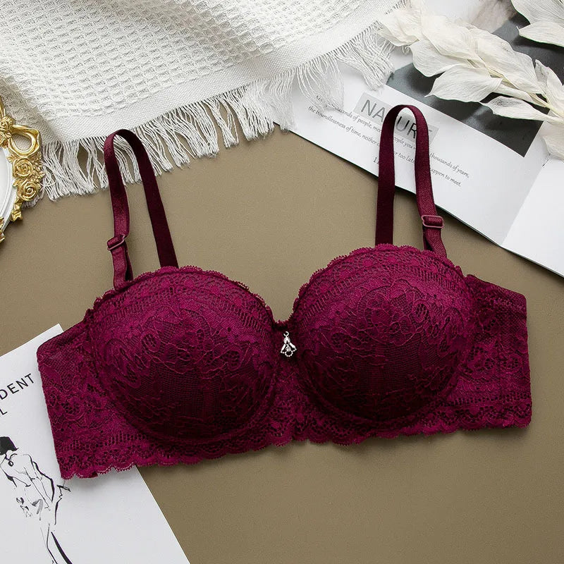 Hot 1/2 cup thin wireless adjustable lace bra, perfect for a comfortable and stylish fit.