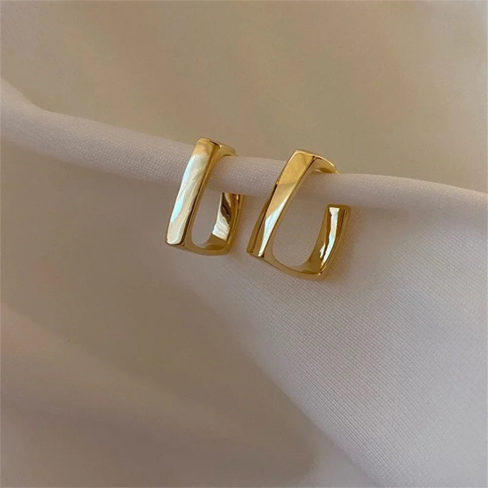 Simple Geometric U-Shaped Earrings
