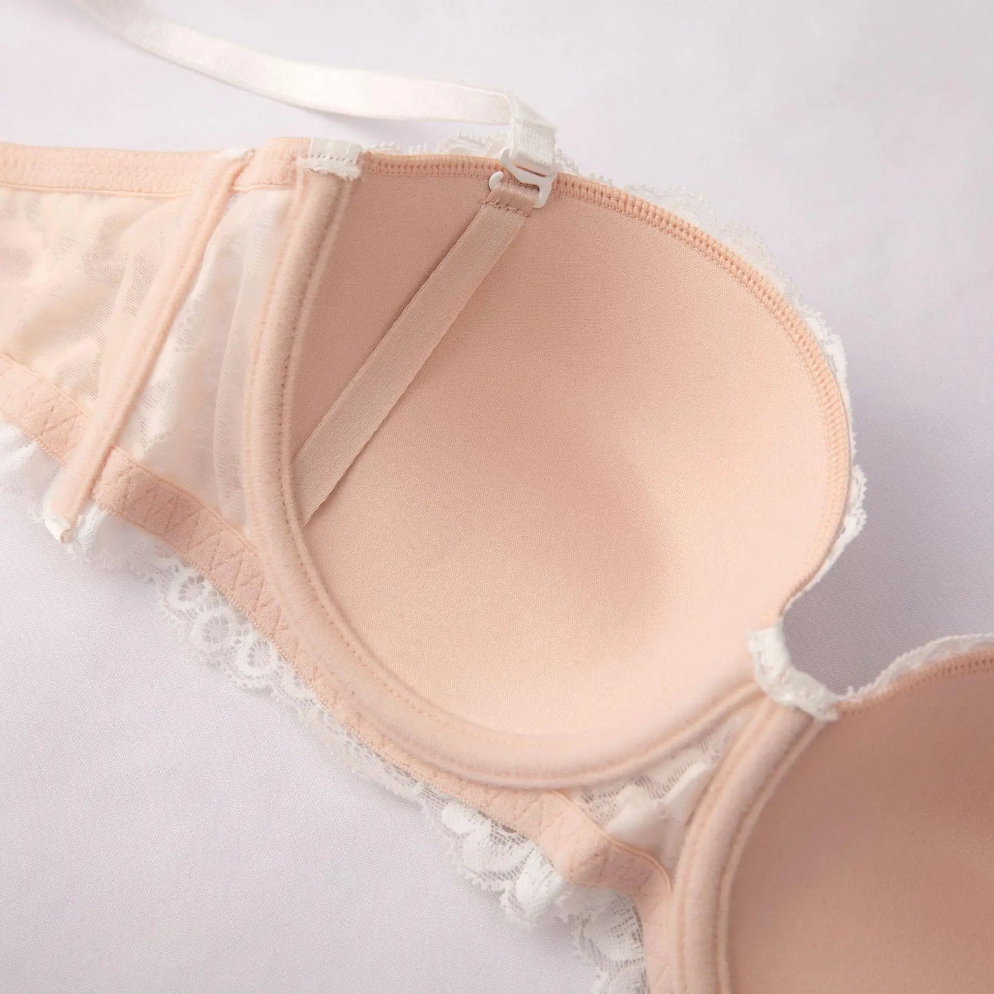 Half Cup Push-Up Lace Bra – Removable Straps, Sexy & Comfortable Lingerie in White and Black.