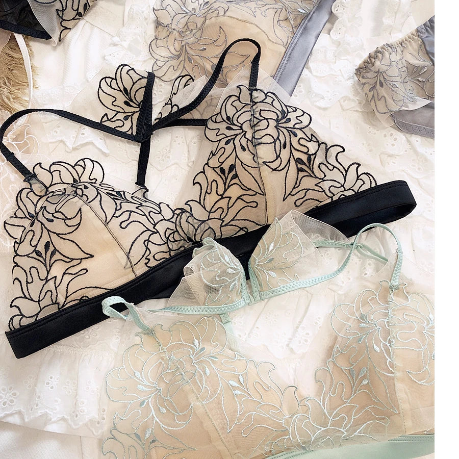 French Sexy Lace Bra Set – Ultra-Thin, Wire-Free Comfort, Halter & Adjustable Straps!