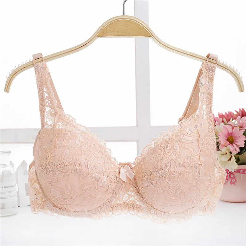 Big size lace floral embroidery push-up bra for women, adjustable, comfortable, sexy lingerie, and T-shirt bra.