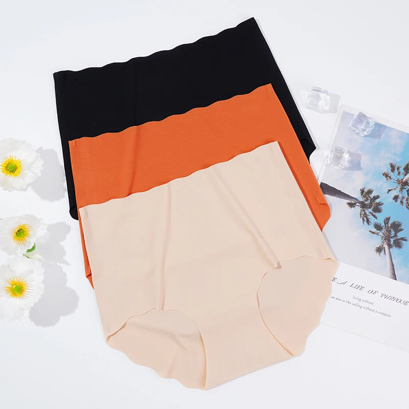 Piece Seamless Silk Underwear Set – Soft, Smooth & Stylish!
